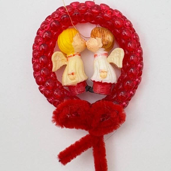 Vintage Kissing Angels Christmas Tree Ornament Red Beaded Handmade - Picture 6 of 6